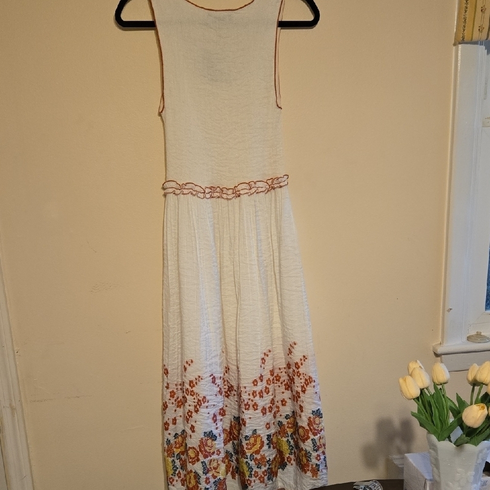 Max Edition Ivory Floral Midi Dress. Stunning Embroidery! - Picture 8 of 9